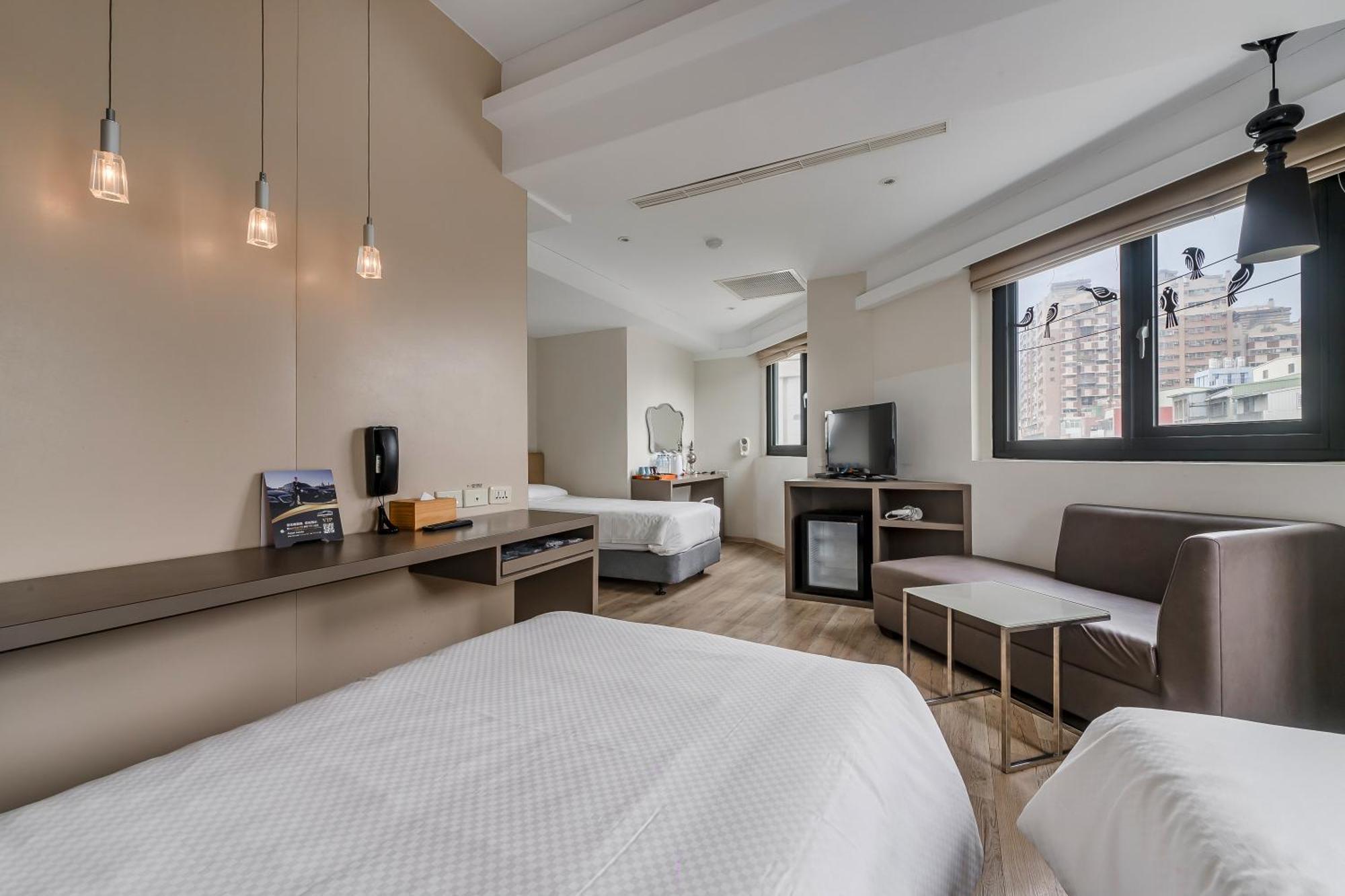Check Inn Express Kaohsiung Love River Экстерьер фото