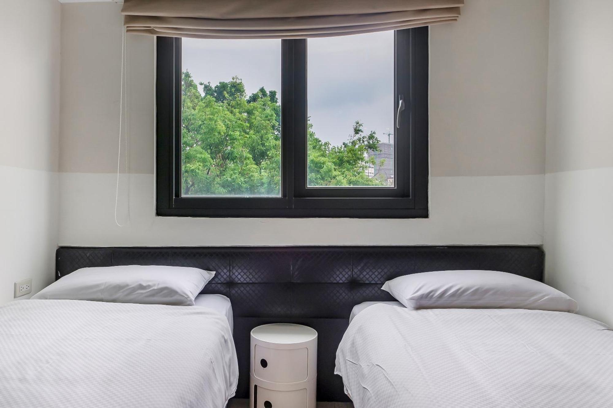 Check Inn Express Kaohsiung Love River Экстерьер фото